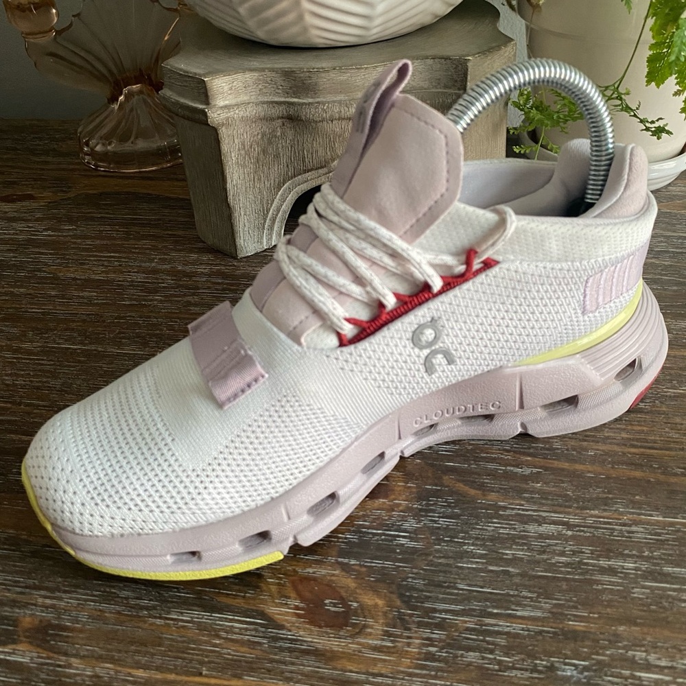 On Cloud Cloudnova Running Athletic Sneakers Shoe… - image 9